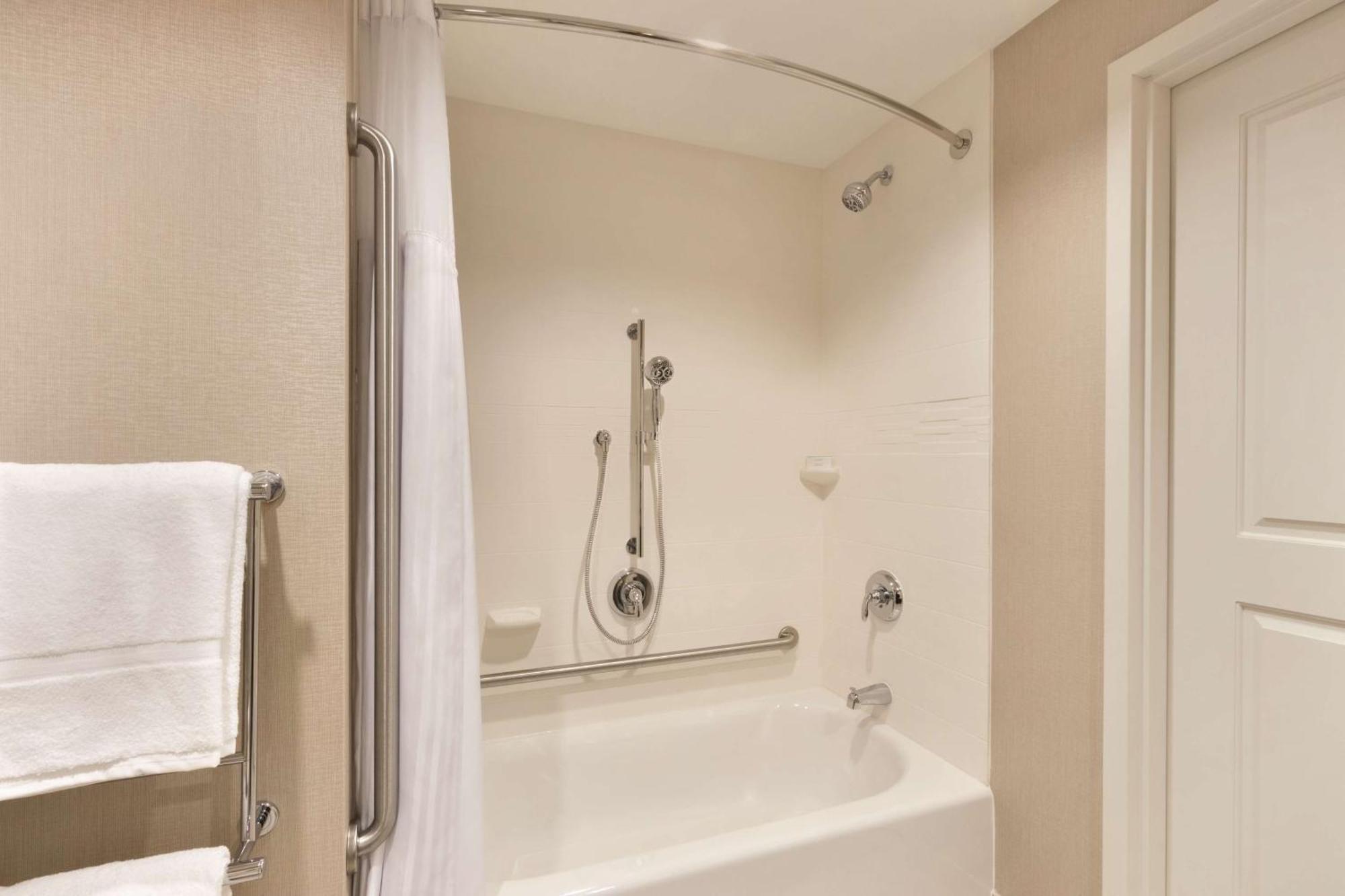 Homewood Suites By Hilton Calgary Downtown Dış mekan fotoğraf